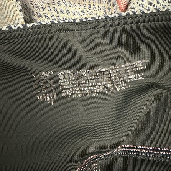 Victoria Secret VSX Mid Rise Leggings - Picture 5 of 6